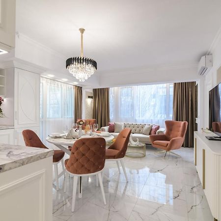 Лукс На Море Luxury Apartment In Downtown With Garage Várna Kültér fotó